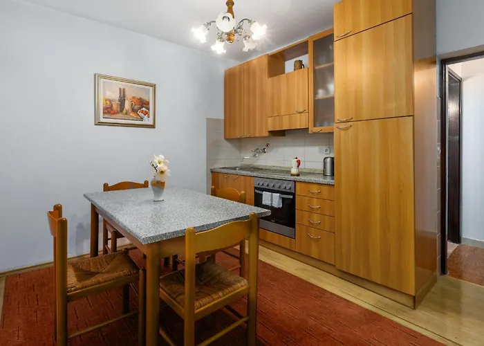 Apartmán 1 Bedroom Stunning In *