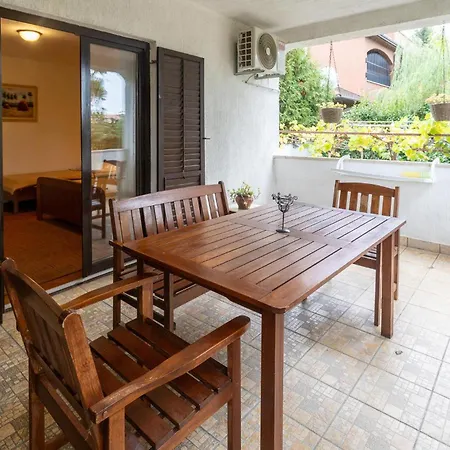 1 Bedroom Stunning In