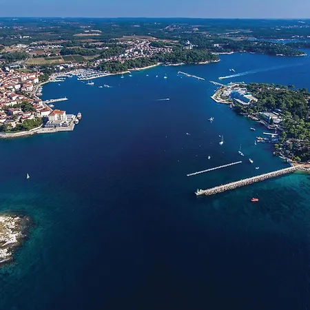 Apartamento Lovely In With Wifi Poreč