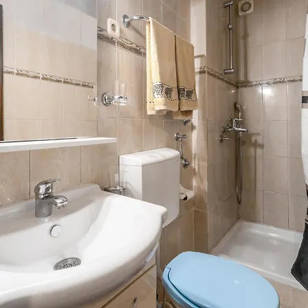 Apartamento Lovely In With Wifi